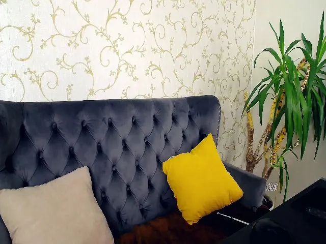 Live sex webcam photo for KeysyRock #257740139