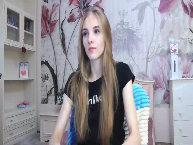 Live sex webcam photo for JodyGleen #254749045