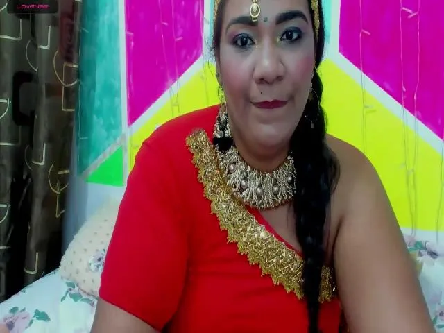 Live sex webcam photo for IndianMama #260202582