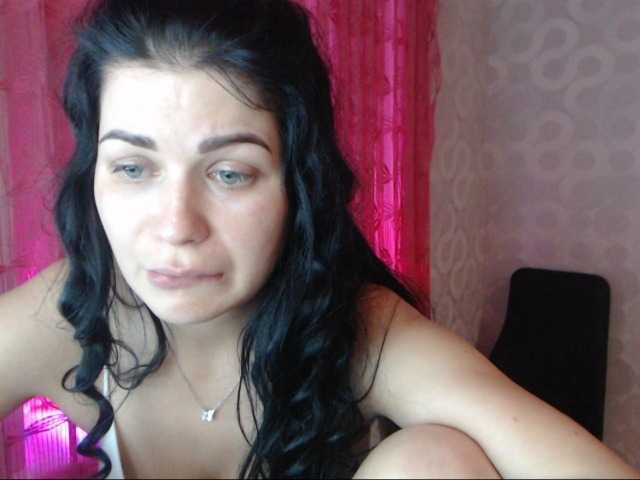 Live sex webcam photo for Sarahotmiss #258609731