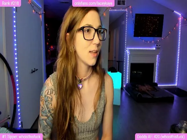 Live sex webcam photo for TheSharkQueen #261251616