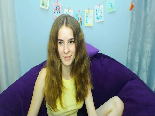 Live sex webcam photo for KristenKravit #256825547