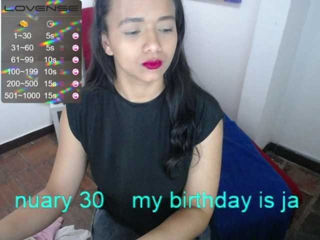 Live sex webcam photo for goldbutterfly #241039513