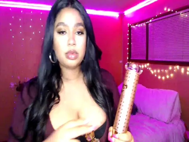 Live sex webcam photo for StoneyReign #254419174