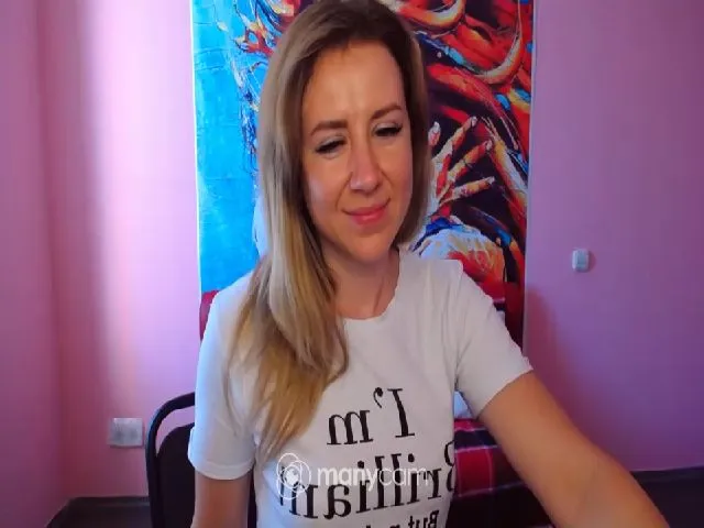 Live sex webcam photo for LoveMe_All #256849389