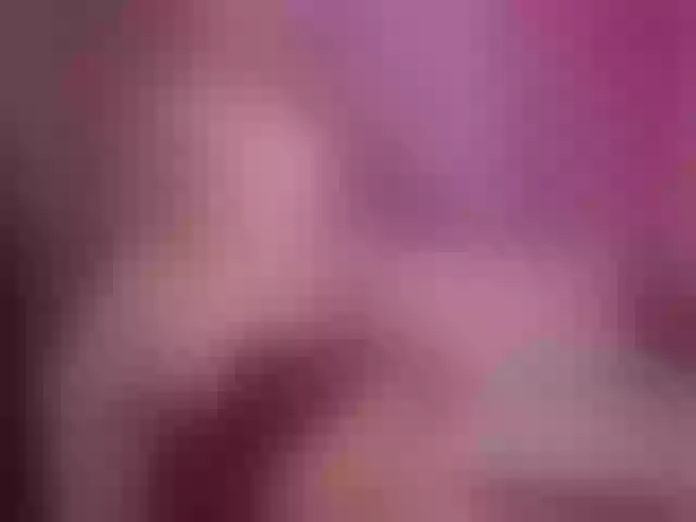 Live sex webcam photo for MommyWetBush #261540375