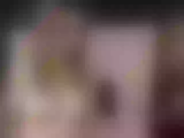 Live sex webcam photo for AmyRosse1 #262641163