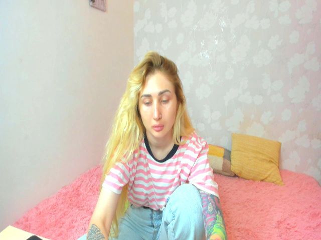 Live sex webcam photo for TabeyaLyy #265317688