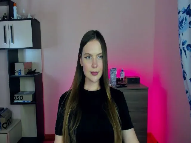 Live sex webcam photo for Daisymarly #255486287
