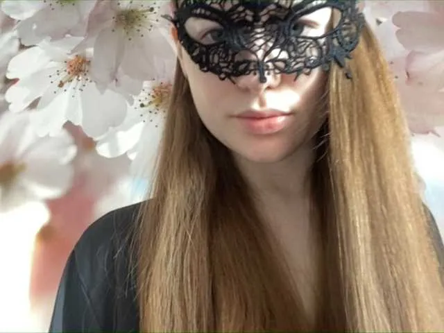 Live sex webcam photo for ConnieDaw #287978618
