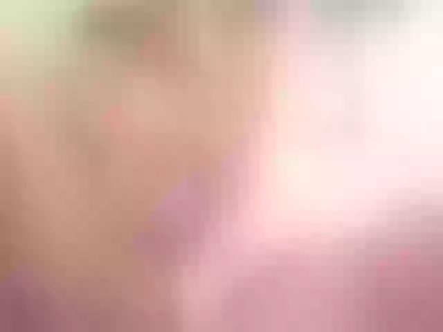 Live sex webcam photo for RoxeeModel #256024950