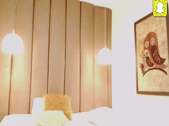 Live sex webcam photo for Polyhadid #253883124