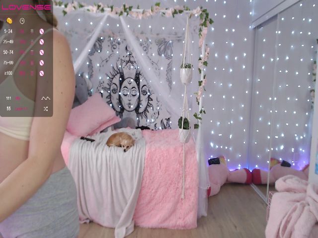 Live sex webcam photo for cyb3r_5lut #260335070