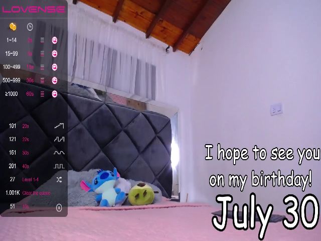 Live sex webcam photo for ElektraWhite #254706292