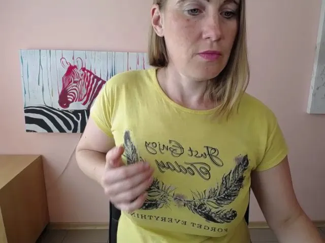 Live sex webcam photo for ChloePlay #255317407