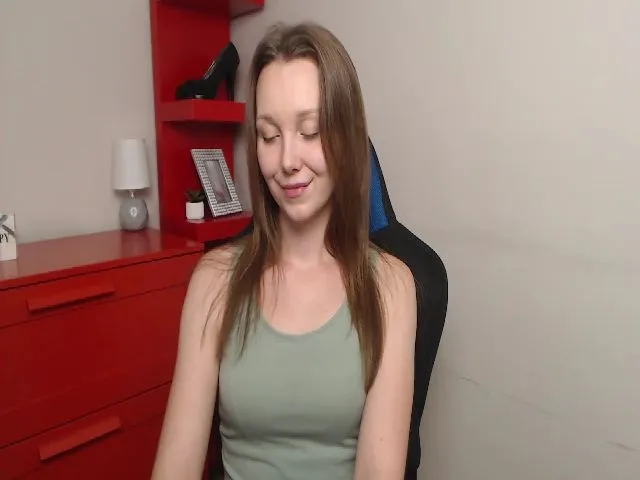 Live sex webcam photo for Little_ZOE #263693687