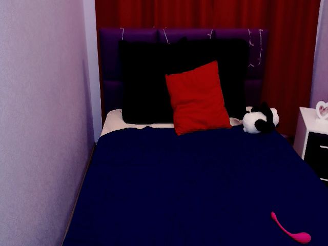 Live sex webcam photo for XJG99 #256277937