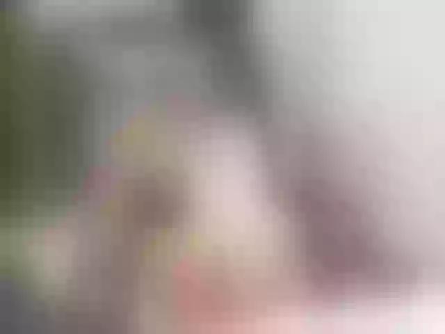 Live sex webcam photo for AnaClaire #252781362