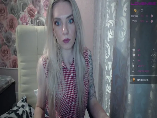 Live sex webcam photo for MaryJaness #260881884