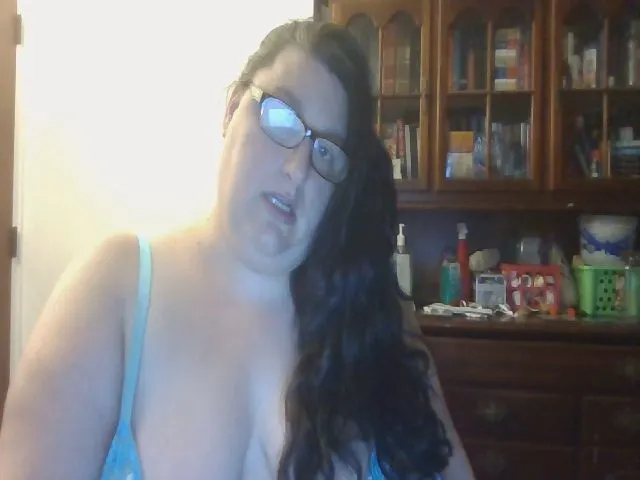 Live sex webcam photo for metalchick420 #254001243