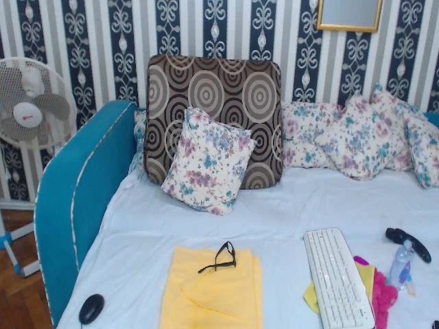 Live sex webcam photo for JennaMature #256920212