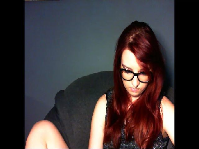 Live sex webcam photo for VirginLuna18 #259361630