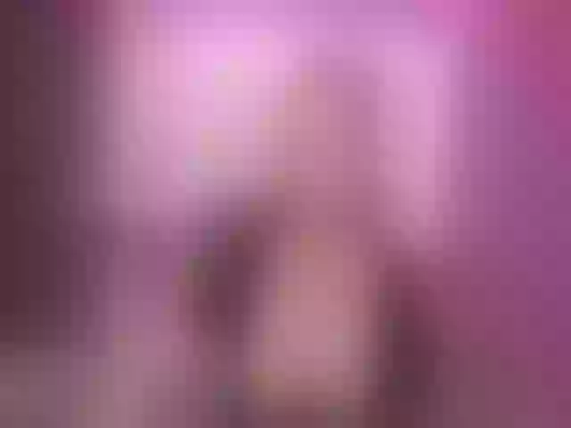 Live sex webcam photo for PtiMermaid #254453424