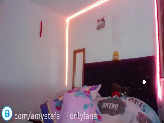 Live sex webcam photo for Amystefa #254378590