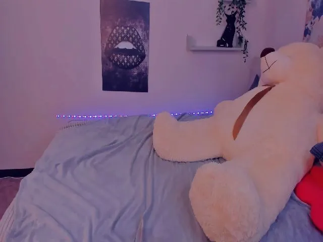 Live sex webcam photo for AnabelAris #252798876