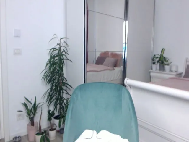 Live sex webcam photo for WildRose__ #253130612