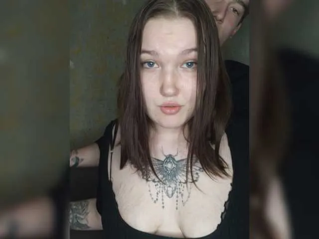 Live sex webcam photo for Alexfox1505 #245802299