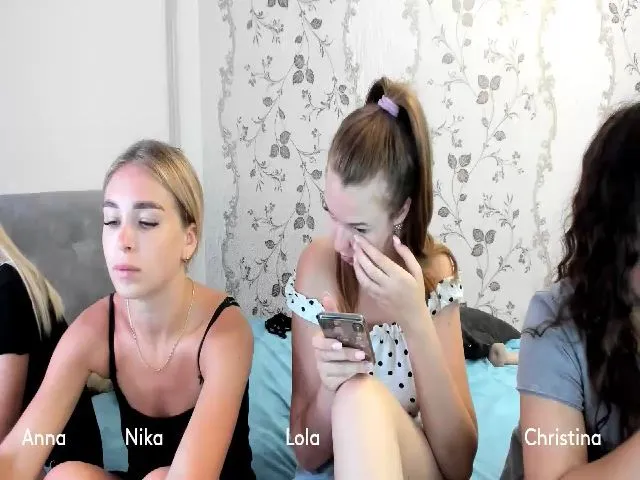 Live sex webcam photo for SweeetBerrry #263026985