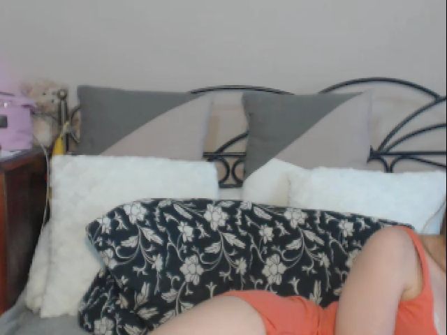 Live sex webcam photo for LarissaSexy25 #261491581