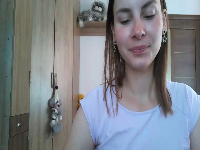 Live sex webcam photo for MisssSun #263565106