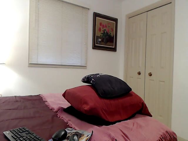 Live sex webcam photo for MadaMizelKity #254329414