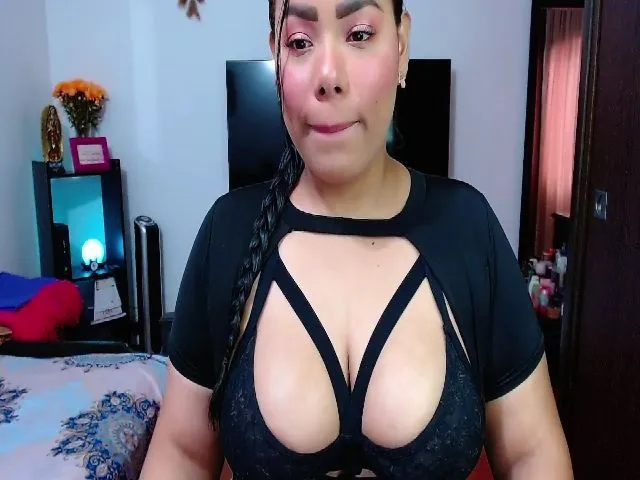 Live sex webcam photo for Destiny_Sweet #263692976