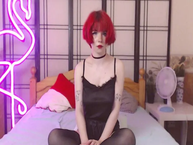 Live sex webcam photo for MinaSanna #255904706