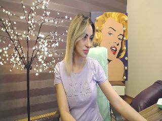 Live sex webcam photo for SophiePotter #251770739