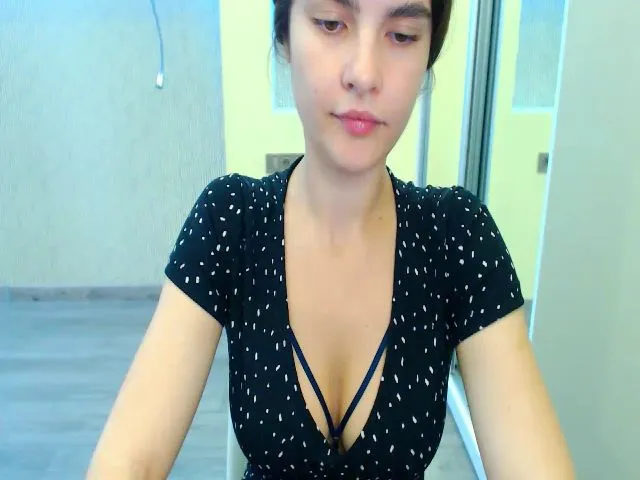 Live sex webcam photo for Your_Morgan #255856013