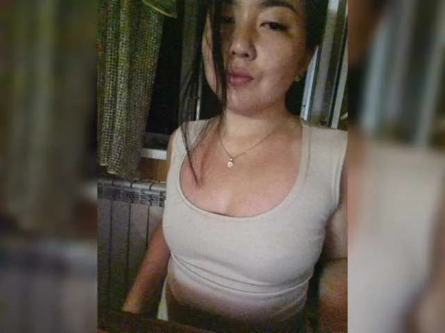 Live sex webcam photo for dasha922 #250380267