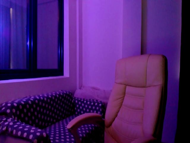 Live sex webcam photo for ANAzingERICKA #252432086