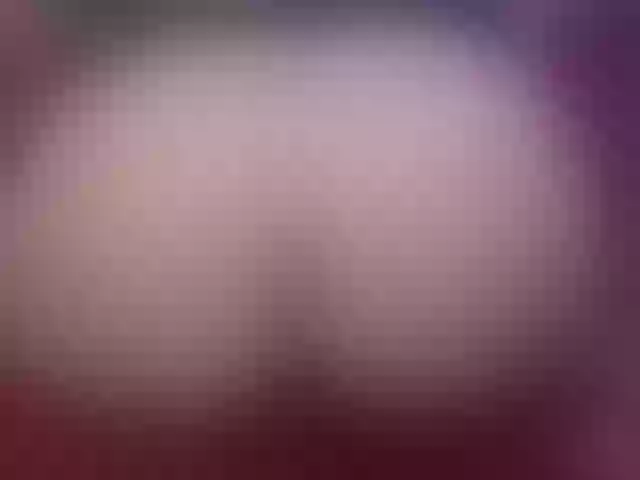 Live sex webcam photo for lucy-hot1 #248584730