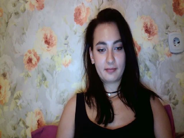 Live sex webcam photo for lolly_hollyy #257783204