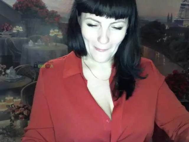 Live sex webcam photo for VredinaVika #241327481