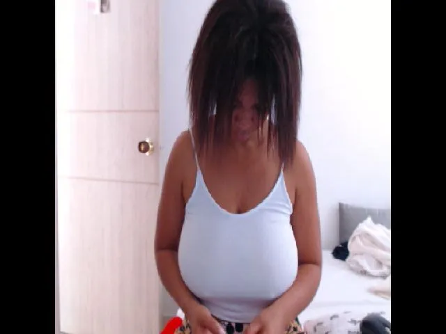 Live sex webcam photo for Angelsaryt #253489597