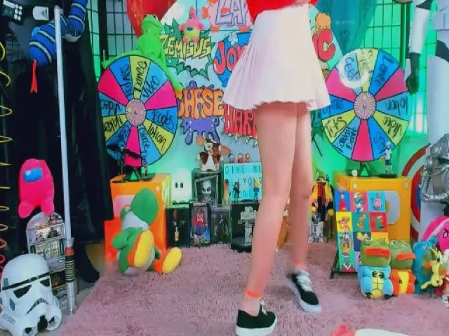 Live sex webcam photo for Agostinha_Red #255494962