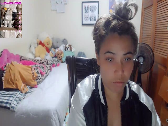 Live sex webcam photo for Meganhill_ #252301514