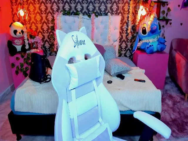 Live sex webcam photo for Silvana_21_ #263993554