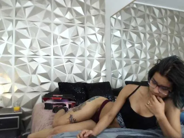 Live sex webcam photo for TammyLane #242751930