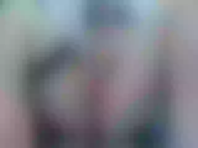 Live sex webcam photo for BeautyM27 #265532086